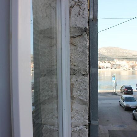 Lira - Studio Apartment Trogir Exteriör bild
