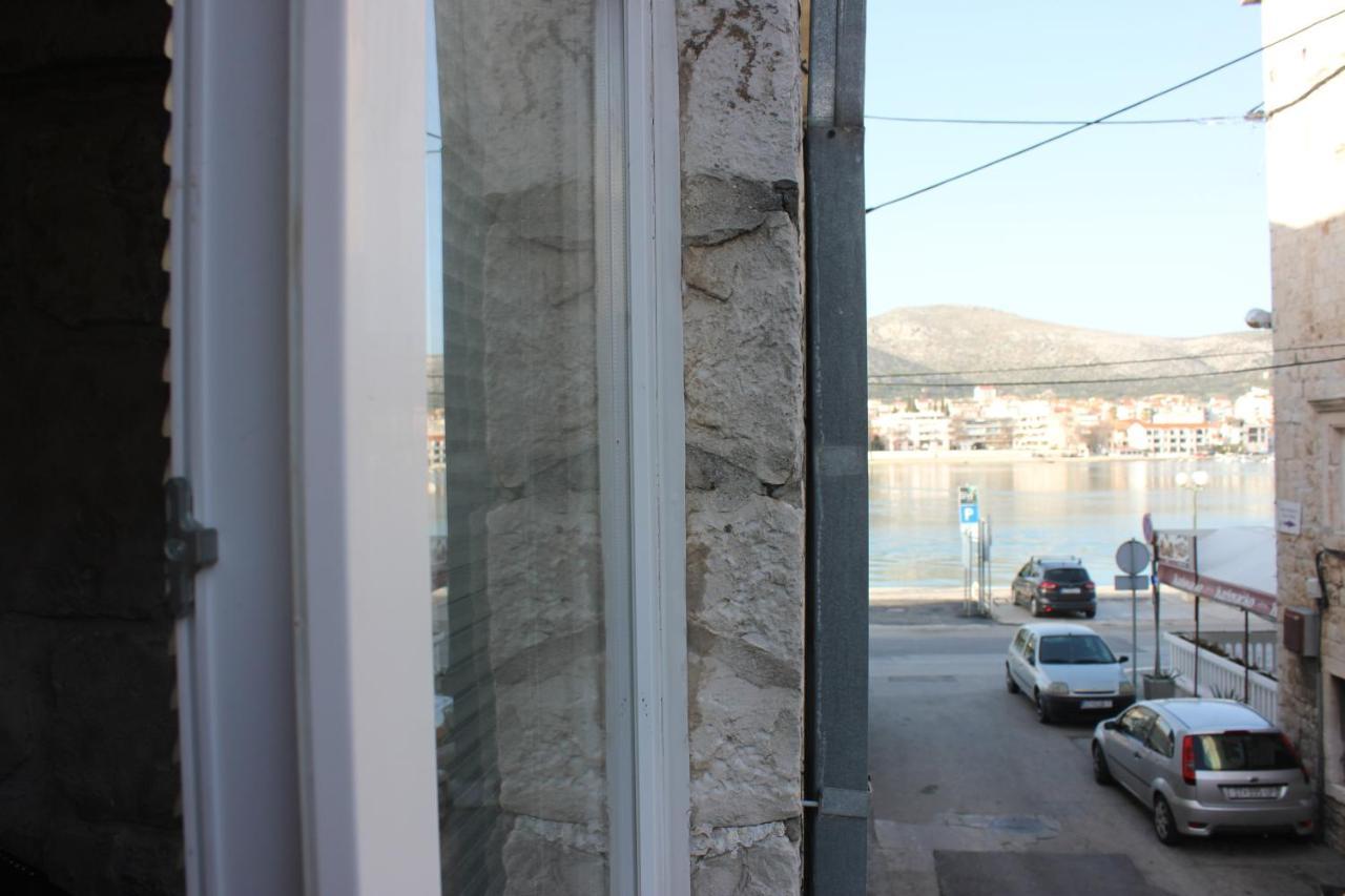 Lira - Studio Apartment Trogir Exteriör bild