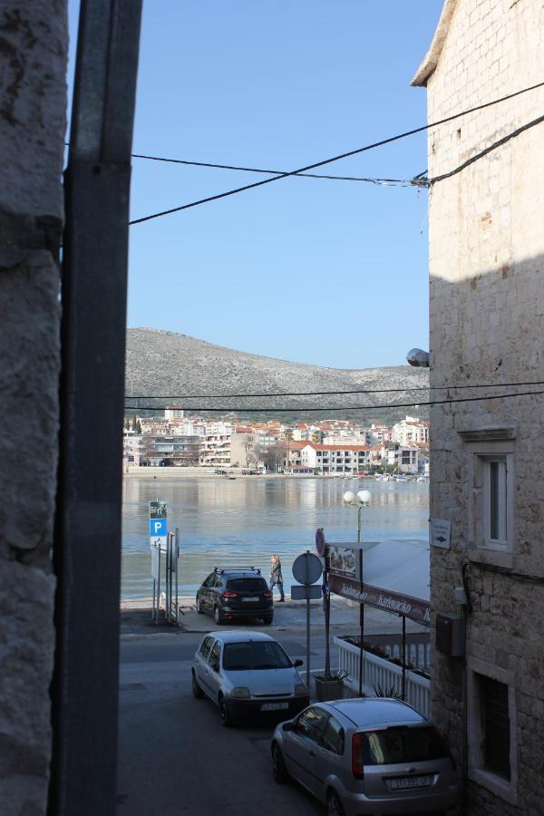 Lira - Studio Apartment Trogir Exteriör bild
